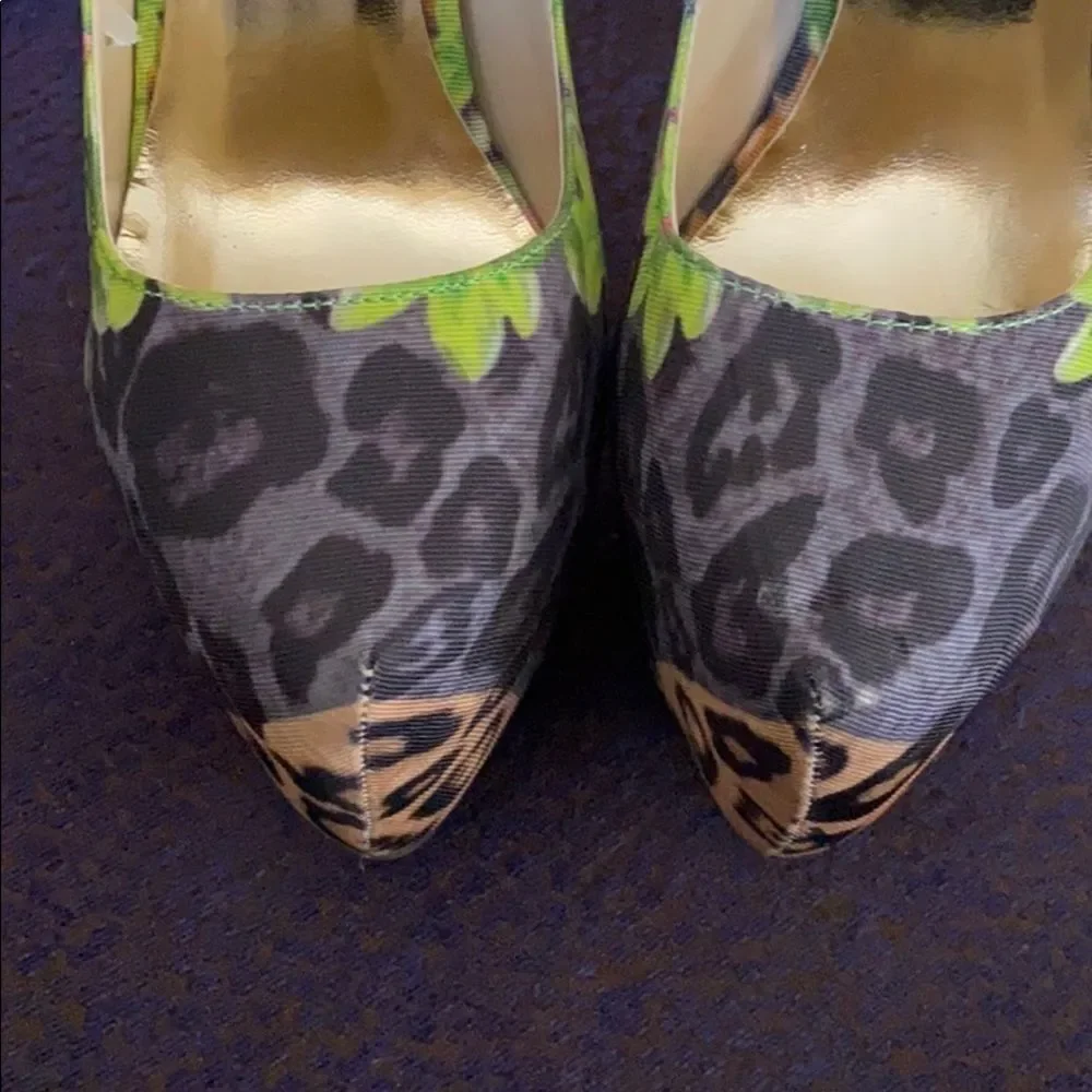 Wild Rose Women’s Platform Shoes Animal Print & Floral Size 8.5 Trendy Heels